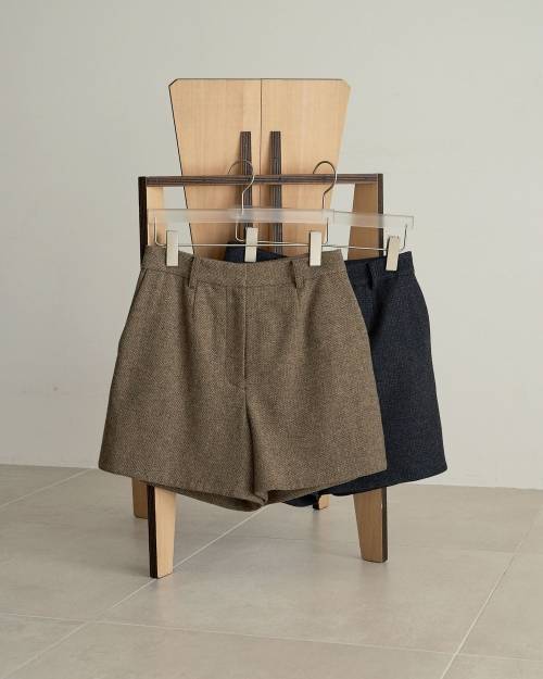 ànuke online store（アンヌーク） / Herringbone Short