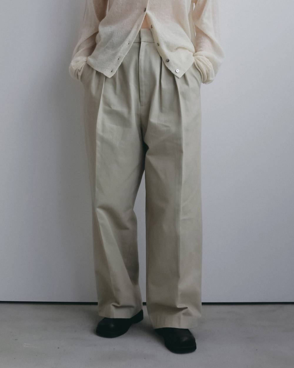 Peachtwill Tuck Pants Peachtwill Tuck Pants,ピーチツイル タック パンツ,62620719,ボトム,パンツ,タックパンツ,ワイドパンツ,ànuke,アンヌーク,lifes,ライフズ,26fall,26aw