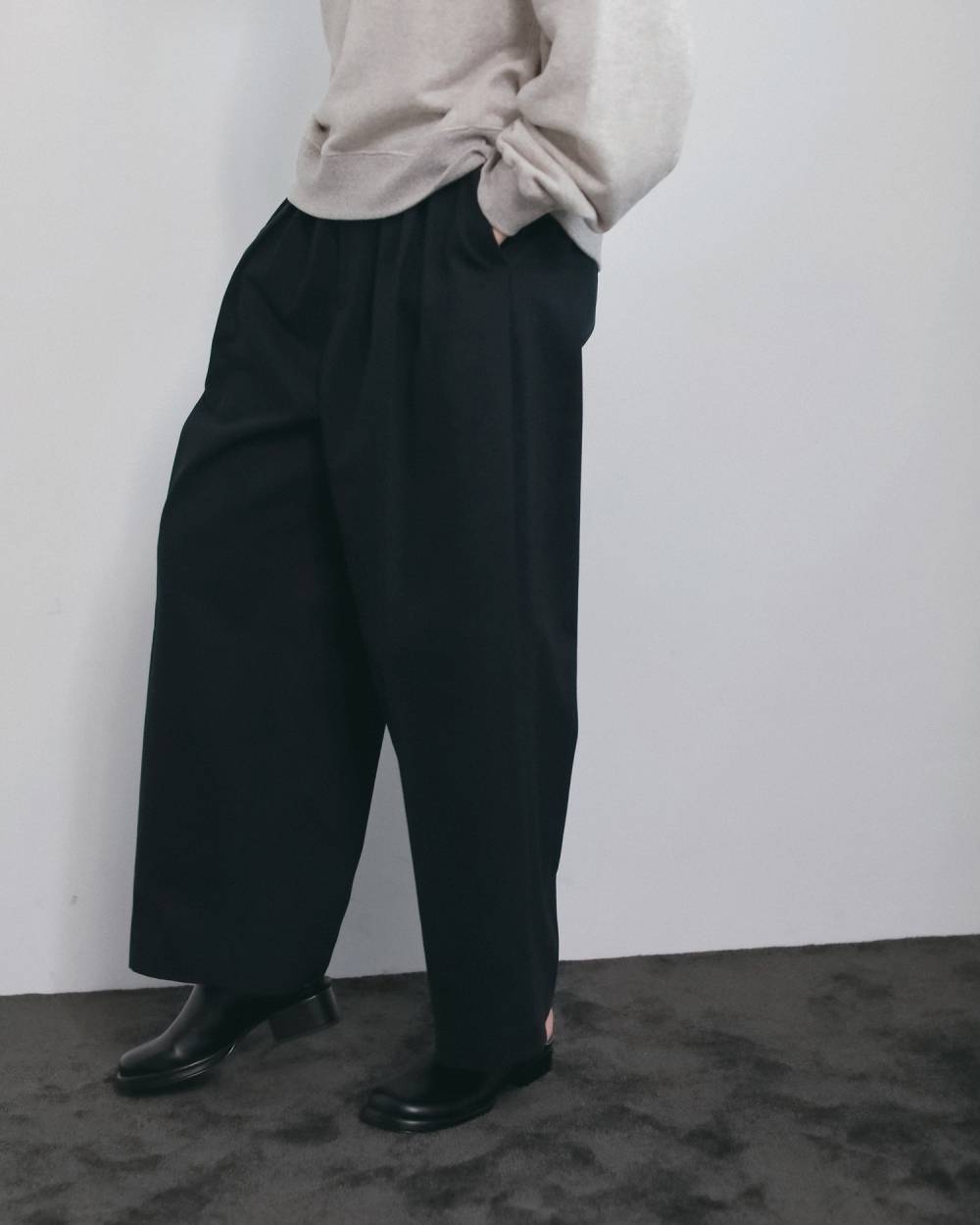Peachtwill Tuck Pants Peachtwill Tuck Pants,ピーチツイル タック パンツ,62620719,ボトム,パンツ,タックパンツ,ワイドパンツ,ànuke,アンヌーク,lifes,ライフズ,26fall,26aw