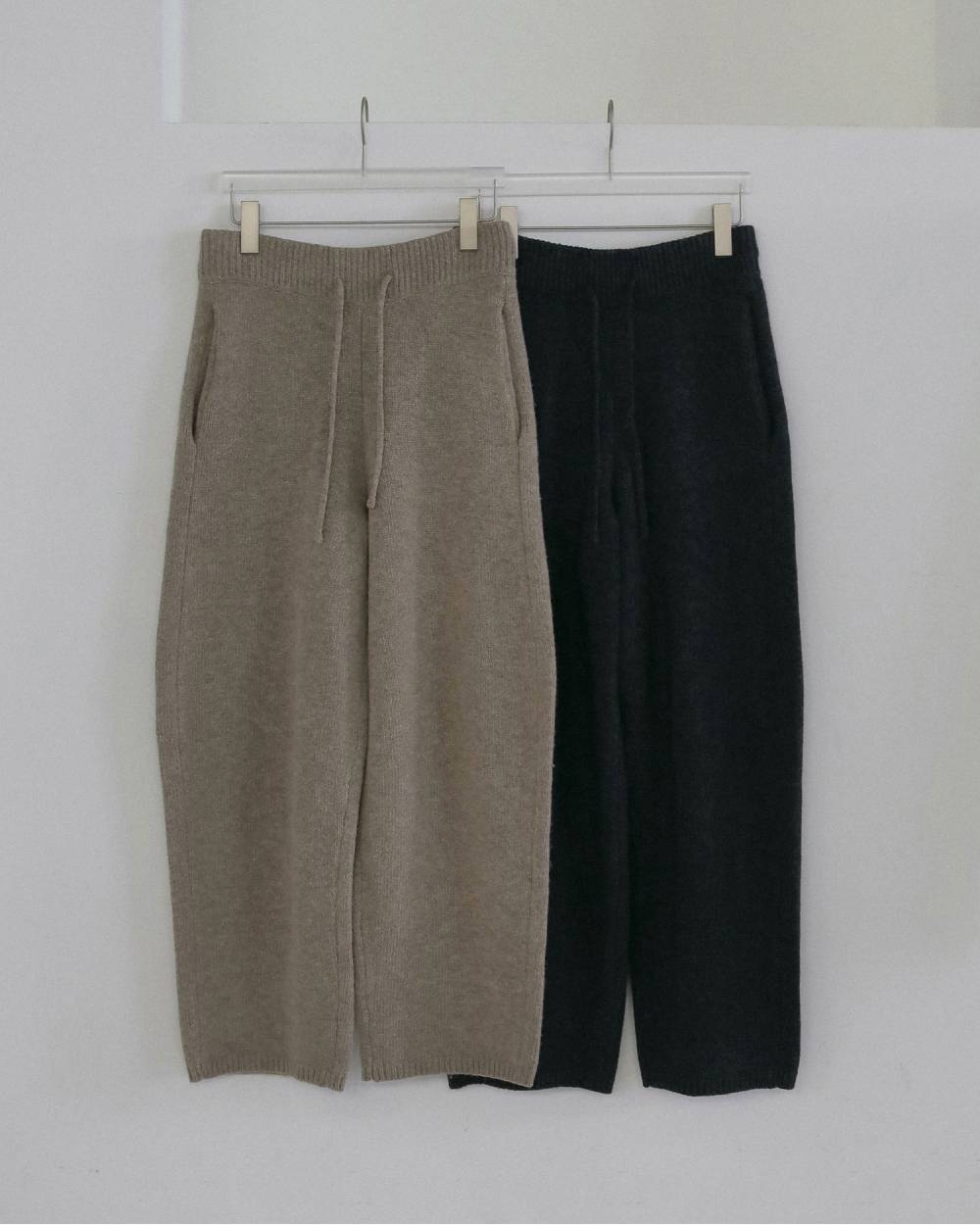 Knit Cocoon Pants Knit Cocoon Pants,ニット コクーン パンツ,62620721,ボトム,パンツ,ニットパンツ,ànuke,アンヌーク,lifes,ライフズ,26fall,26aw