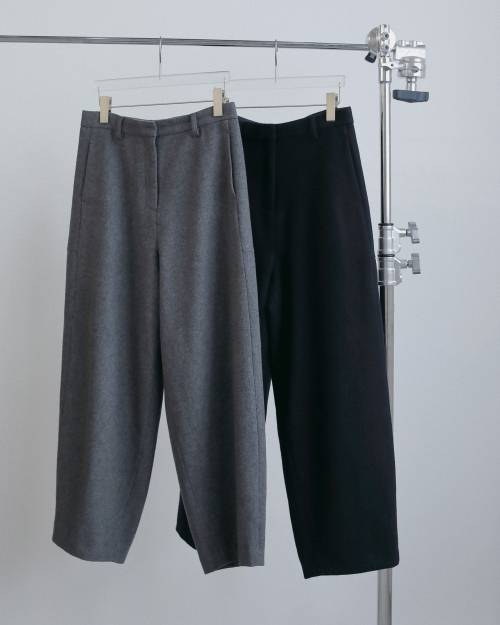 ànuke online store（アンヌーク） / Wool Cocoon PantsWool Cocoon