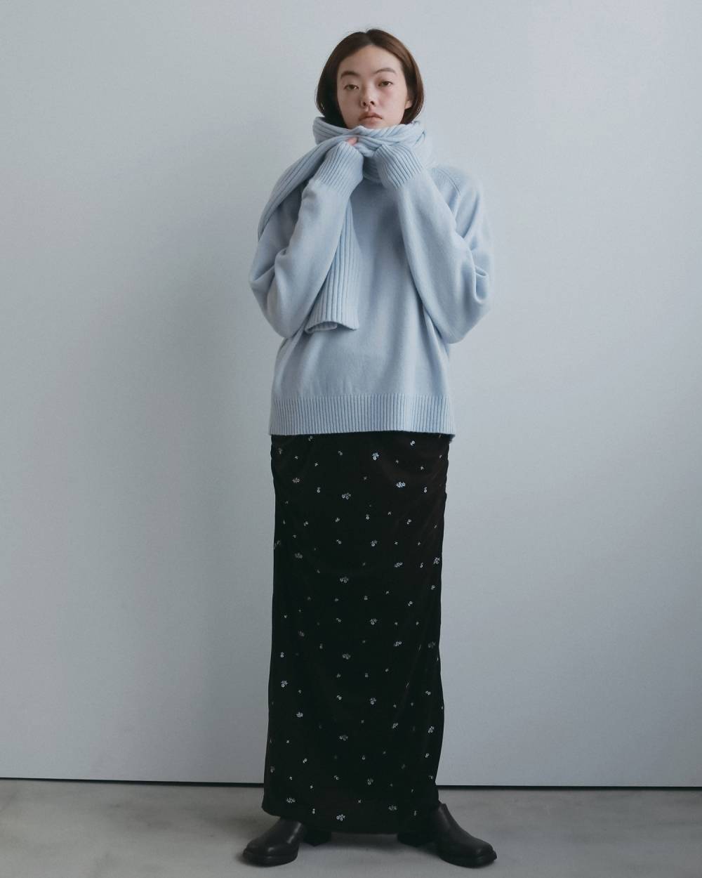 Embroidery Flower Velourskirt Embroidery Flower Velourskirt,エンブロイダリー フラワー ベロアスカート,62620809,スカート,ベロアスカート,刺繍,花柄,ボトム,ロングスカート,ànuke,アンヌーク,lifes,ライフズ,26fall,26aw