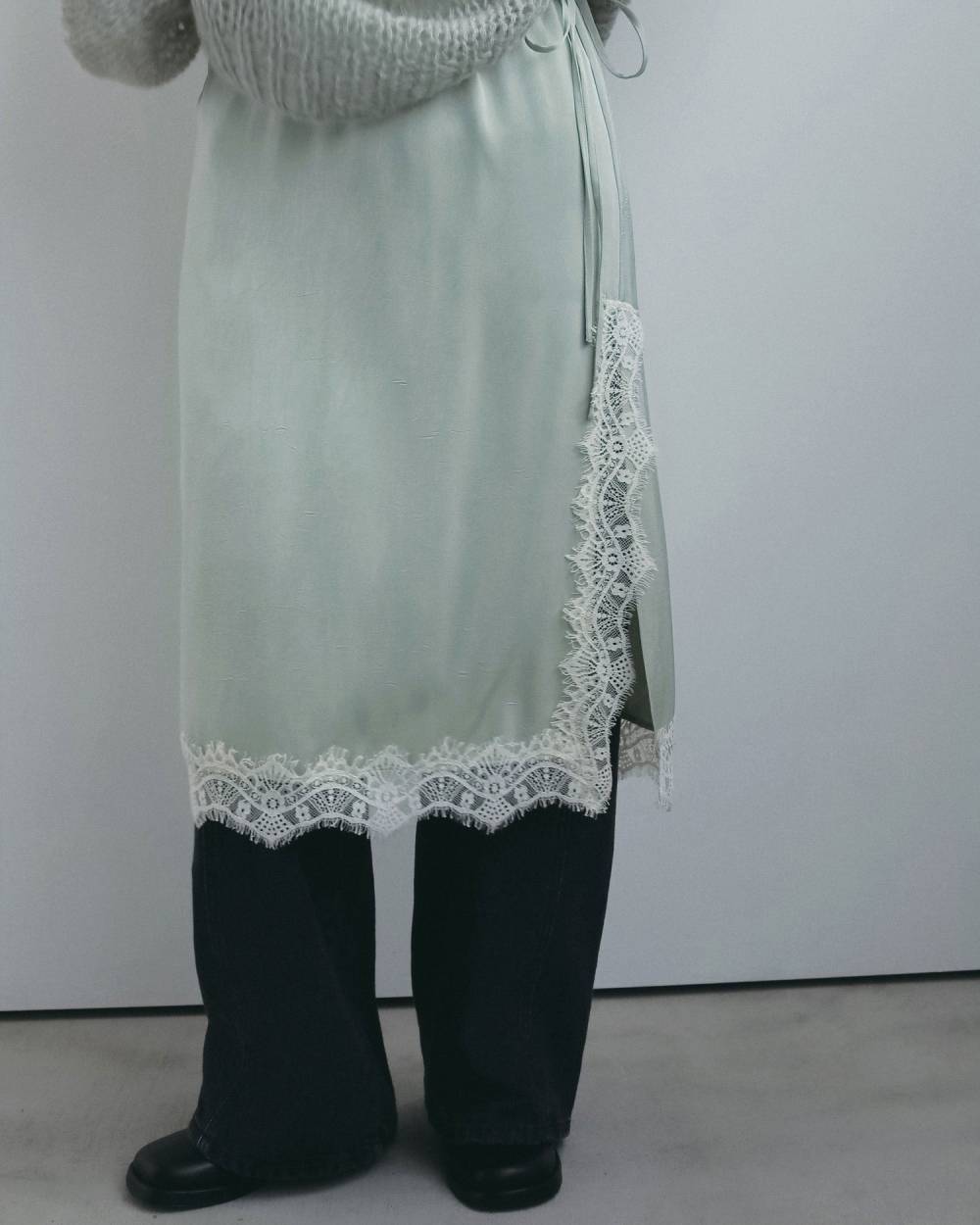 Satin Lace Skirt Satin Lace Skirt,サテン レース スカート,62620810,ボトム,スカート,レーススカート,ànuke,アンヌーク,lifes,ライフズ,26fall,26aw