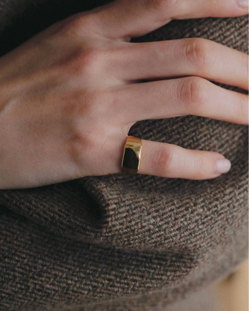 Square Pinky Ring Square Pinky Ring,スクエア ピンキー リング,62620901,リング,指輪,ピンキー,小指,アクセサリー,アクセ,ànuke,アンヌーク,lifes,ライフズ,26ss,26fall,26aw