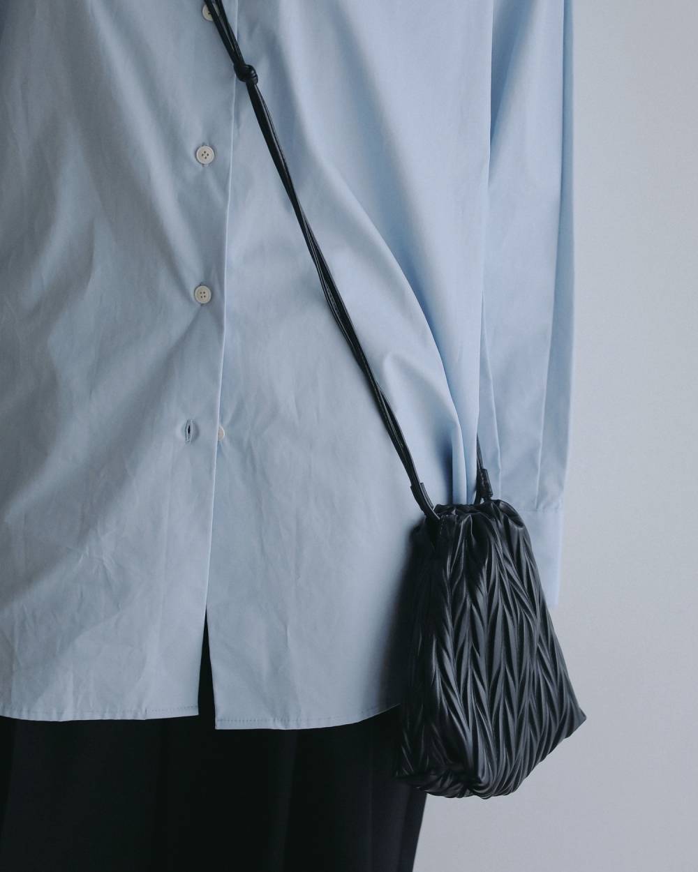 Ecoleather Pleats Purse Ecoleather Pleats Purse,エコレザー プリーツ パース,62621016,バック,グッズ,巾着バッグ,小物,ànuke,アンヌーク,lifes,ライフズ,26ss,26fall,26aw