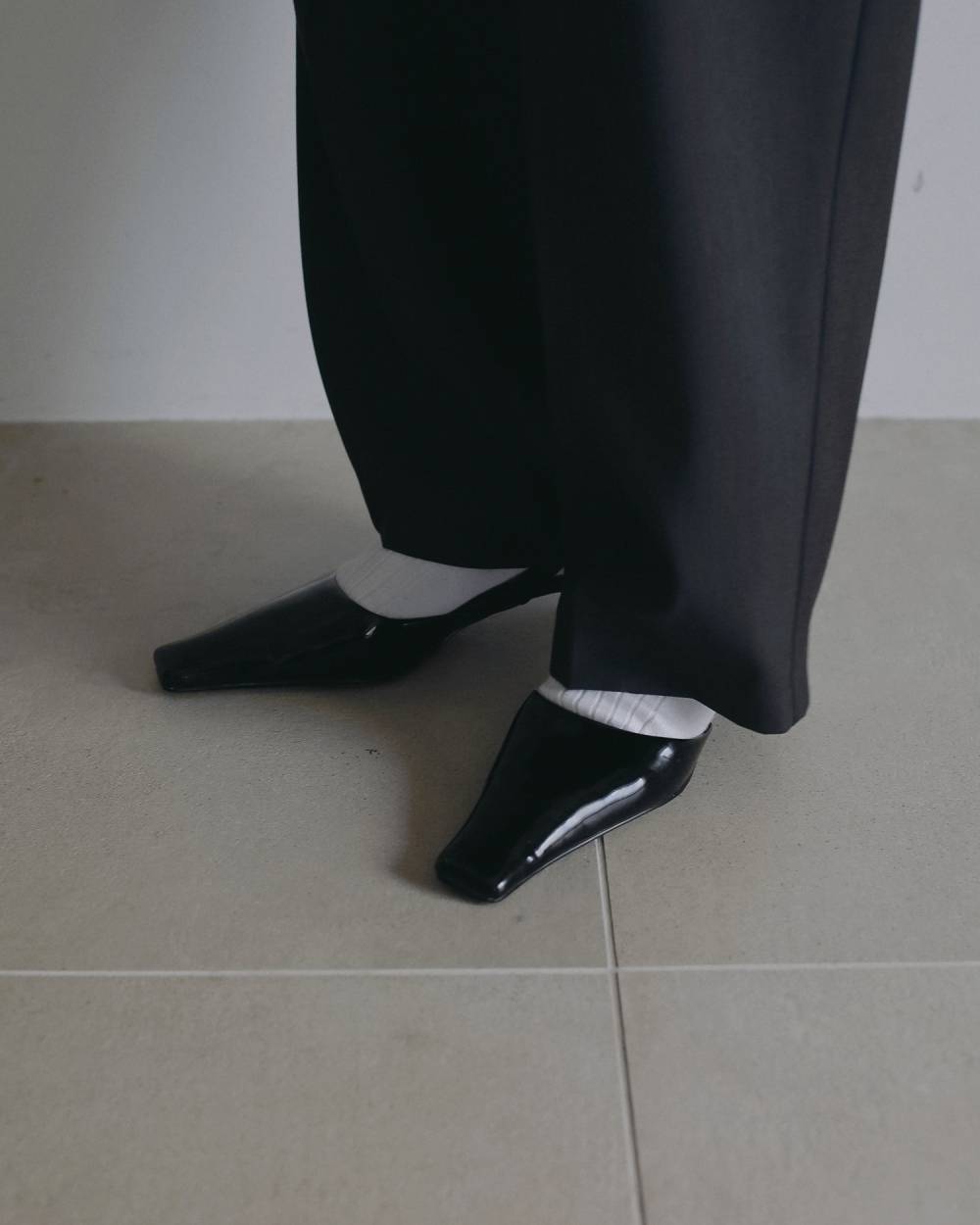 Squaretoe Enamel Pumps Squaretoe Enamel Pumps,スクエアトゥ エナメル パンプス,62621017,パンプス,シューズ,靴,ヒールパンプス,ànuke,アンヌーク,lifes,ライフズ,26ss,26fall,26aw
