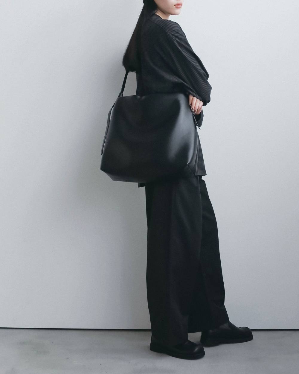 Ecoleather Tote Bag Ecoleather Tote Bag,エコレザー トート バッグ,62621024,バック,小物,グッズ,ハンドバッグ,ànuke,アンヌーク,lifes,ライフズ,26fall,26aw