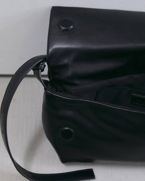 ànuke online store（アンヌーク） / Ecoleather Wrap BagEcoleather