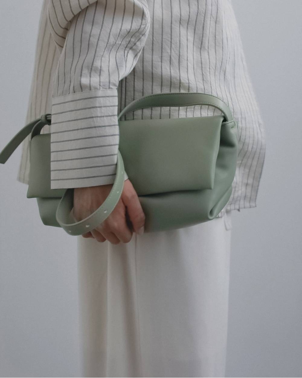Ecoleather Wrap Bag Ecoleather Wrap Bag,エコレザー ラップバッグ,62621027,バック,グッズ,エコレザーバッグ,ànuke,アンヌーク,lifes,ライフズ,26fall,26aw