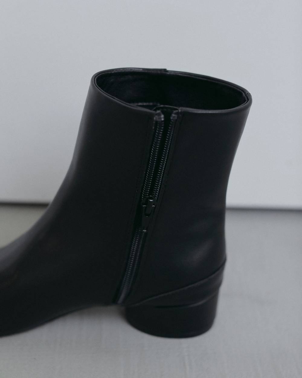 Lowheel Short Boots Lowheel Short Boots,ローヒール ショートブーツ,62621030,ブーツ,靴,シューズ,ショートブーツ,ローヒール,ànuke,アンヌーク,lifes,ライフズ,26fall,26aw