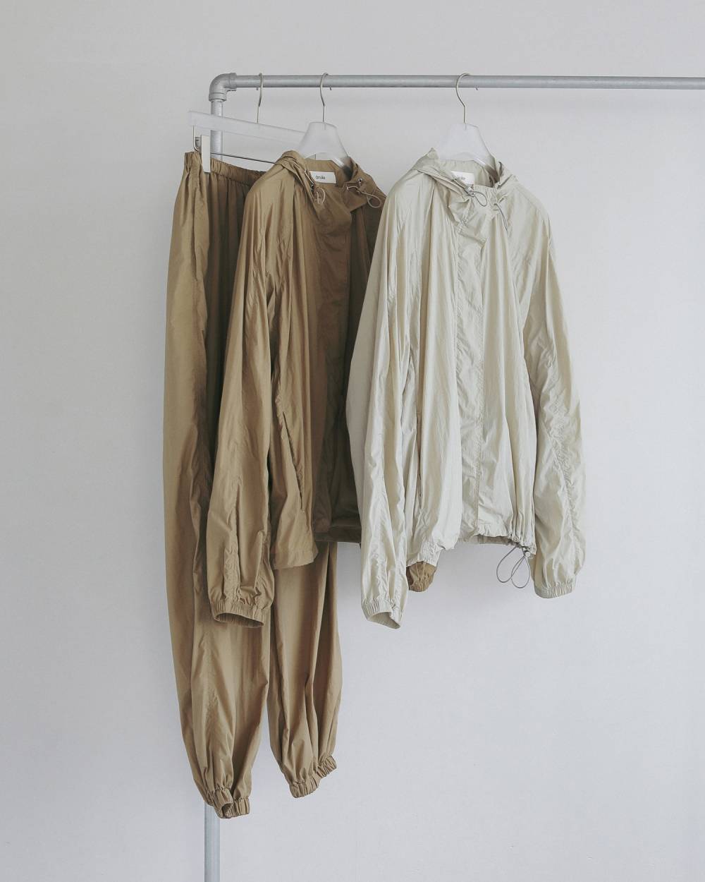 Sheer Track Blouson Sheer Track Blouson,シアー トラック ブルゾン,62710201,アウター,ブルゾン,ナイロン,羽織,軽アウター,シアー,透け感,ànuke,アンヌーク,lifes,ライフズ,27ss