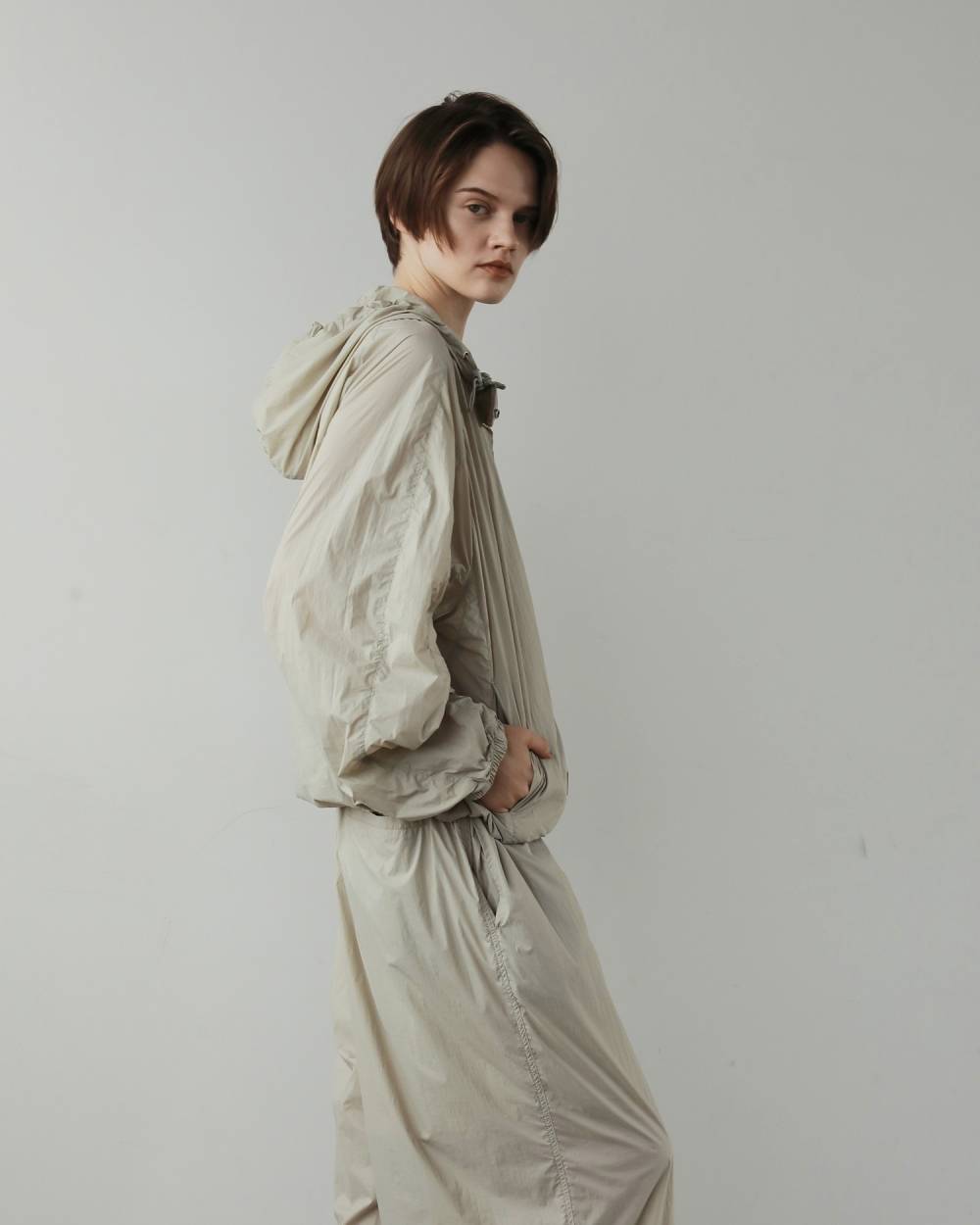 Sheer Track Blouson Sheer Track Blouson,シアー トラック ブルゾン,62710201,アウター,ブルゾン,ナイロン,羽織,軽アウター,シアー,透け感,ànuke,アンヌーク,lifes,ライフズ,27ss