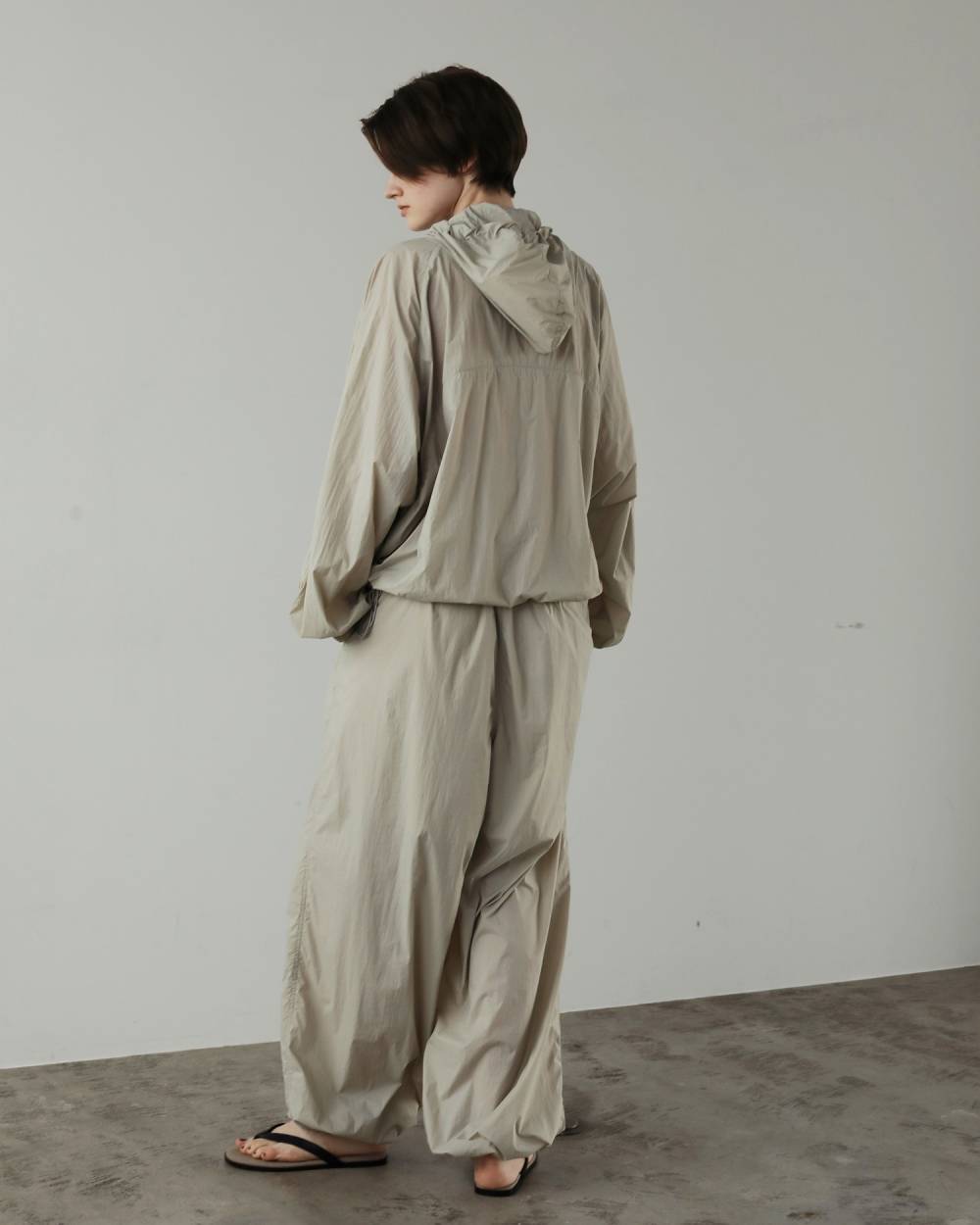 Sheer Track Blouson Sheer Track Blouson,シアー トラック ブルゾン,62710201,アウター,ブルゾン,ナイロン,羽織,軽アウター,シアー,透け感,ànuke,アンヌーク,lifes,ライフズ,27ss
