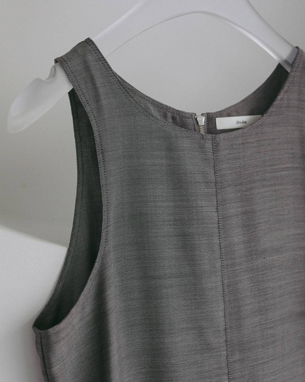 Woolchambray Sleeveless Onepiece Woolchambray Sleeveless Onepiece,ウールシャンブレー スリーブレス ワンピース,62710301,ワンピース,ワンピ,ノースリーブ,ノースリ,ウール,ànuke,アンヌーク,lifes,ライフズ,27ss