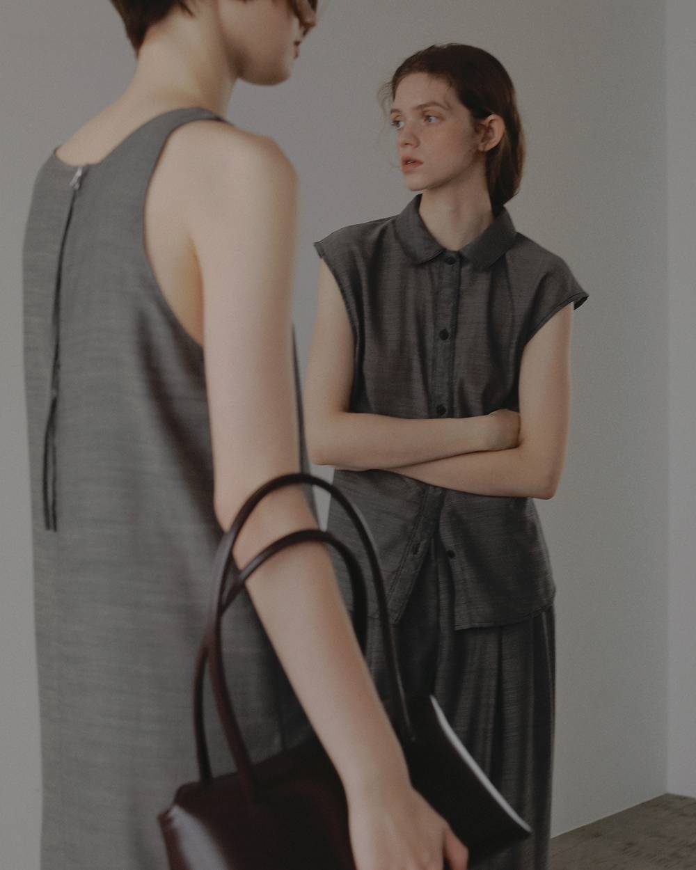 Woolchambray Sleeveless Onepiece Woolchambray Sleeveless Onepiece,ウールシャンブレー スリーブレス ワンピース,62710301,ワンピース,ワンピ,ノースリーブ,ノースリ,ウール,ànuke,アンヌーク,lifes,ライフズ,27ss