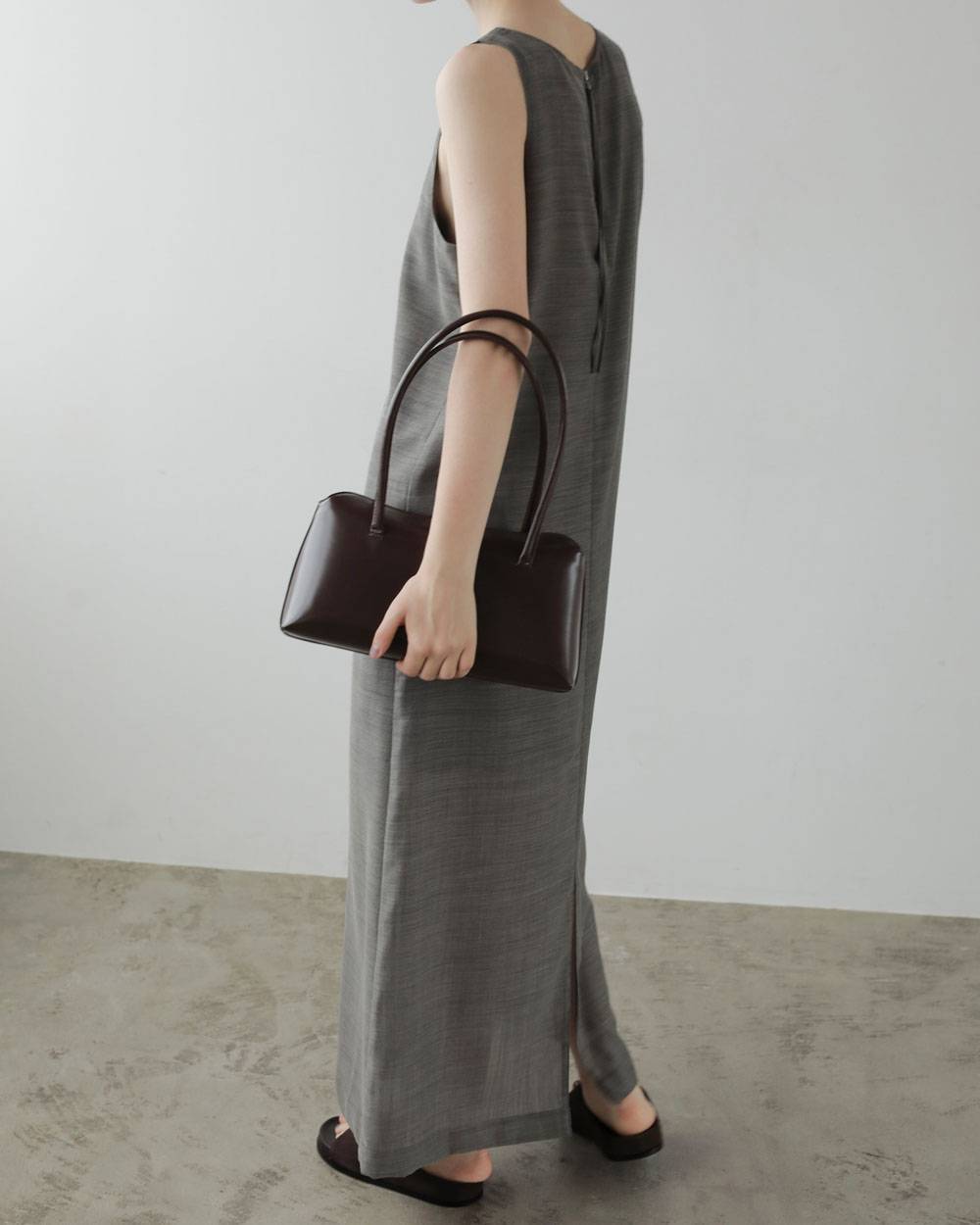 Woolchambray Sleeveless Onepiece Woolchambray Sleeveless Onepiece,ウールシャンブレー スリーブレス ワンピース,62710301,ワンピース,ワンピ,ノースリーブ,ノースリ,ウール,ànuke,アンヌーク,lifes,ライフズ,27ss