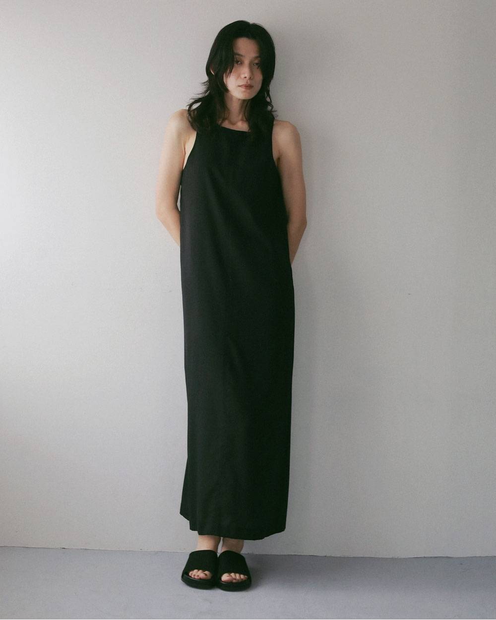 Woolchambray Sleeveless Onepiece Woolchambray Sleeveless Onepiece,ウールシャンブレー スリーブレス ワンピース,62710301,ワンピース,ワンピ,ノースリーブ,ノースリ,ウール,ànuke,アンヌーク,lifes,ライフズ,27ss