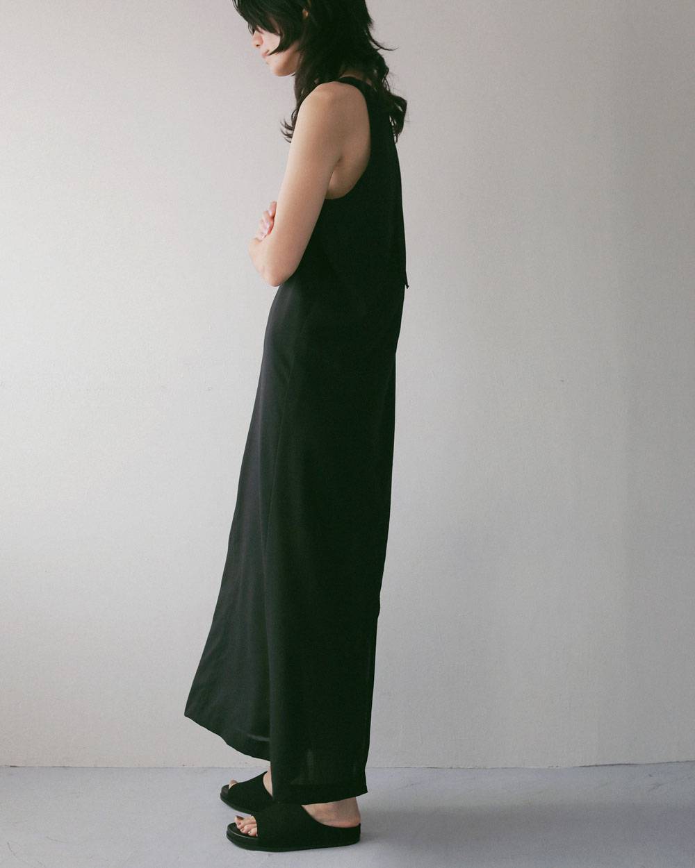 Woolchambray Sleeveless Onepiece Woolchambray Sleeveless Onepiece,ウールシャンブレー スリーブレス ワンピース,62710301,ワンピース,ワンピ,ノースリーブ,ノースリ,ウール,ànuke,アンヌーク,lifes,ライフズ,27ss