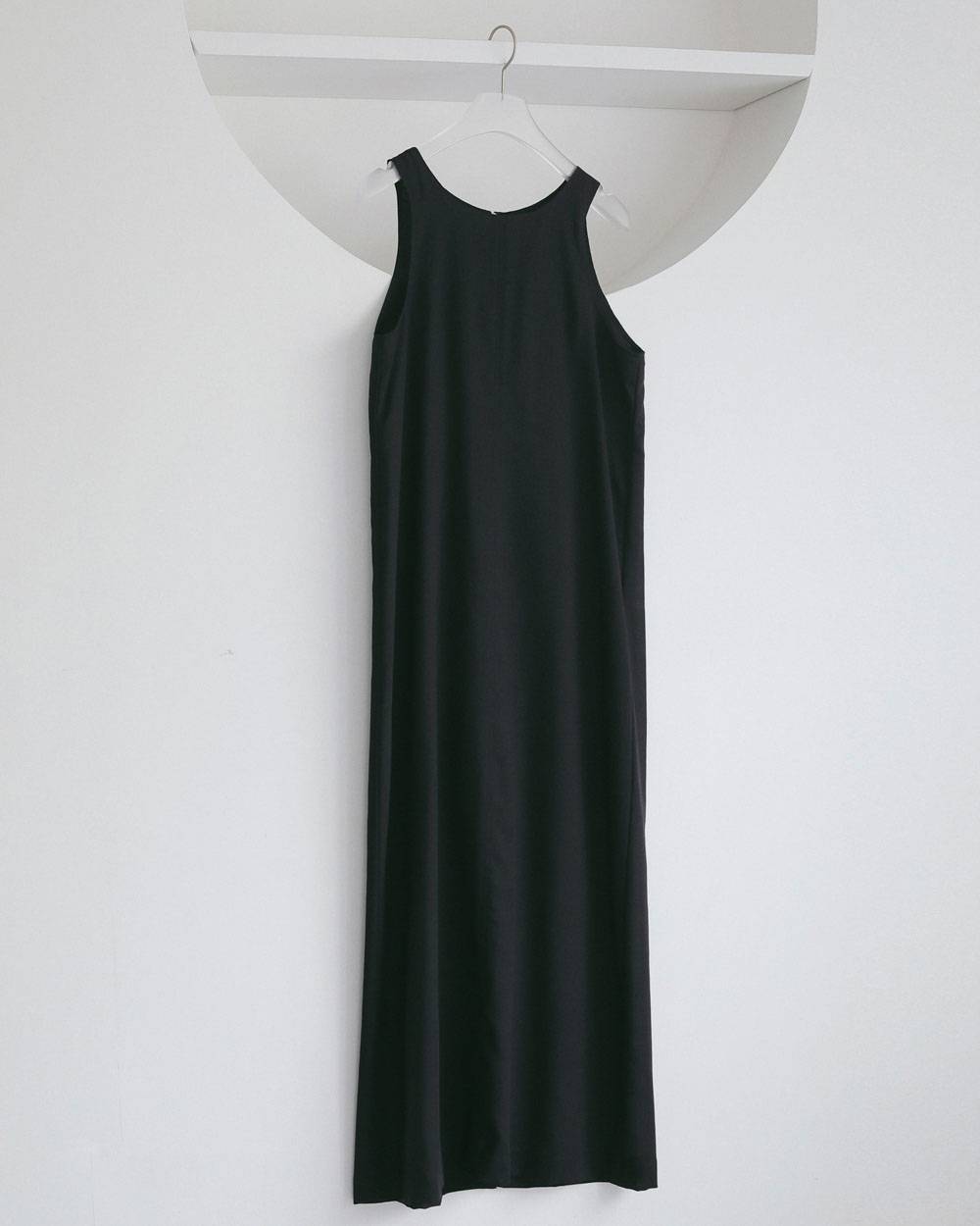 Woolchambray Sleeveless Onepiece Woolchambray Sleeveless Onepiece,ウールシャンブレー スリーブレス ワンピース,62710301,ワンピース,ワンピ,ノースリーブ,ノースリ,ウール,ànuke,アンヌーク,lifes,ライフズ,27ss