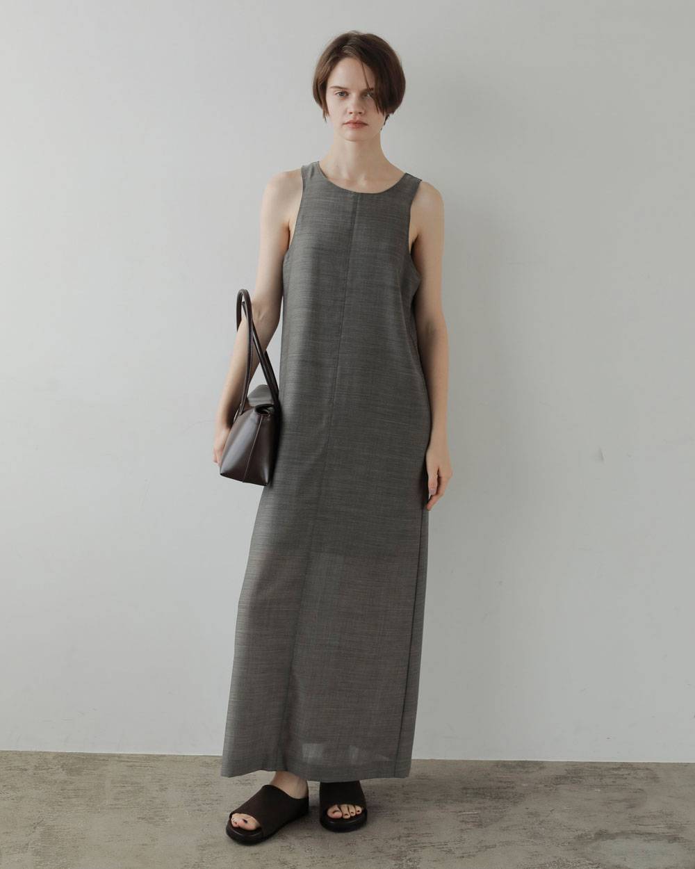 Woolchambray Sleeveless Onepiece Woolchambray Sleeveless Onepiece,ウールシャンブレー スリーブレス ワンピース,62710301,ワンピース,ワンピ,ノースリーブ,ノースリ,ウール,ànuke,アンヌーク,lifes,ライフズ,27ss