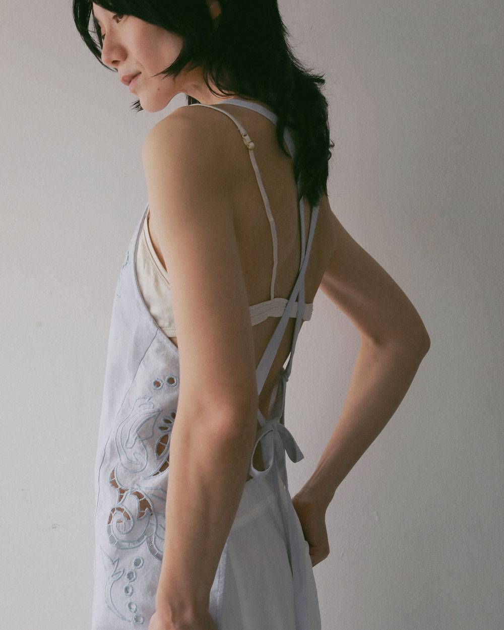 Cutwork Lace Apron Cutwork Lace Apron,カットワーク レース エプロン,62710403,エプロン,刺繍,インド製,エプロントップス,トップス,ànuke,アンヌーク,lifes,ライフズ,27ss