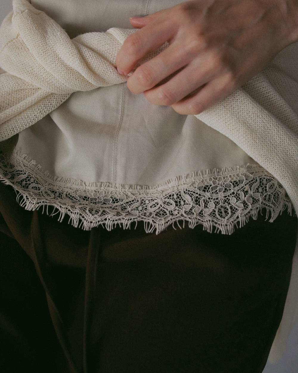 Twill Lace Camisole Twill Lace Camisole,ツイル レース キャミソール,62710404,キャミソールトップス,トップス,キャミソール,キャミ,ànuke,アンヌーク,lifes,ライフズ,27ss