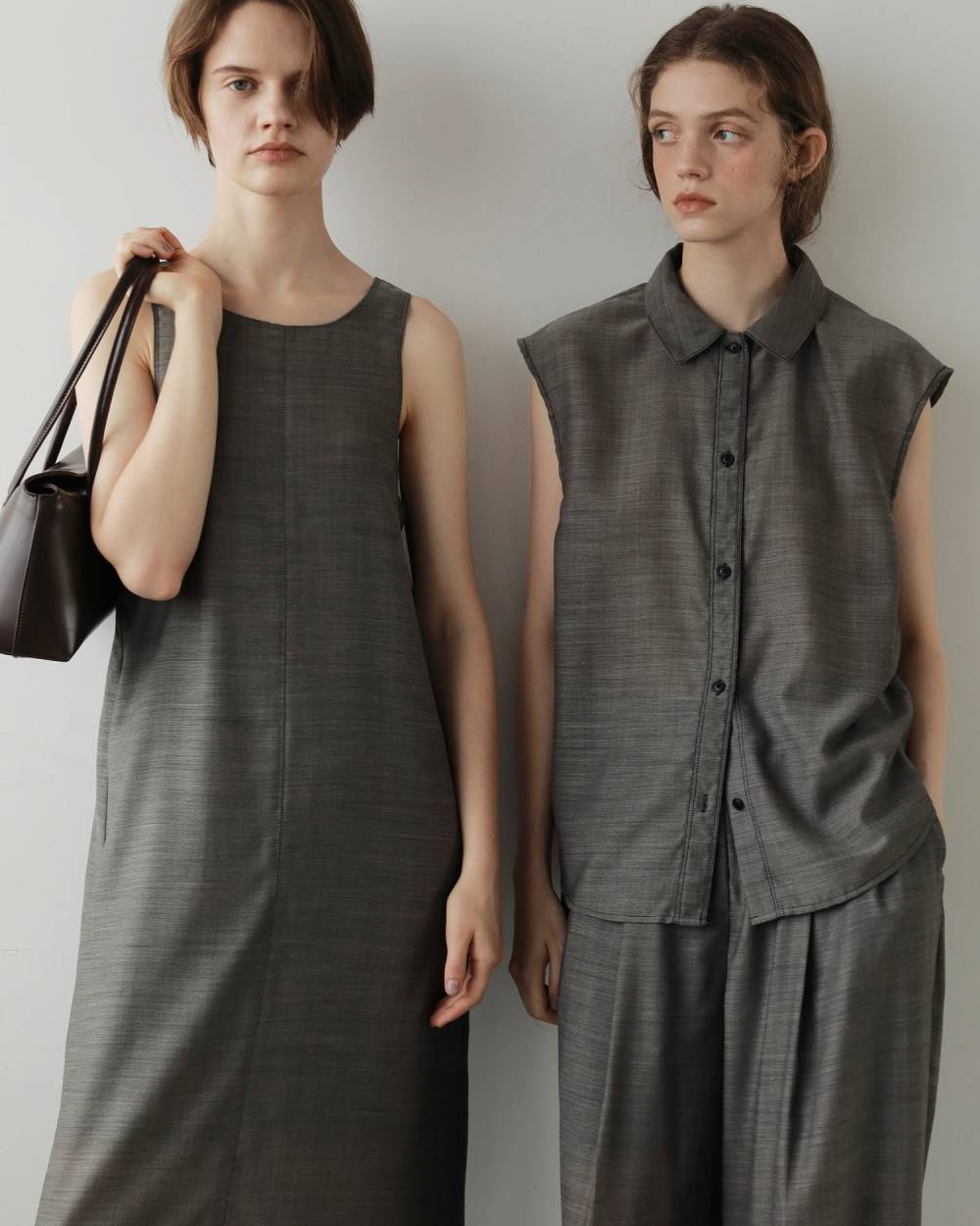 Woolchambray Sleeveless Shirts Woolchambray Sleeveless Shirts,ウールシャンブレー スリーブレス シャツ,62710405,トップス,シャツ,SH,ブラウス,ノースリ,ノースリーブ,ウール,ànuke,アンヌーク,lifes,ライフズ,27ss