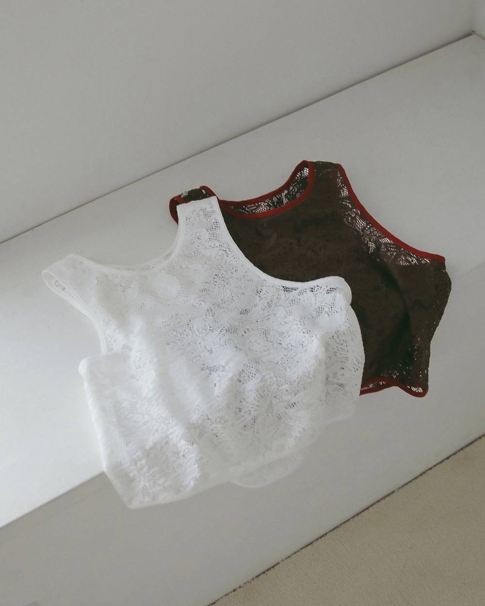 Lace Sleeveless Tops Lace Sleeveless Tops,レース スリーブレス トップス,62710417,トップス,レース,ノースリーブ,ノースリ,タンクトップ,ànuke,アンヌーク,lifes,ライフズ,27ss