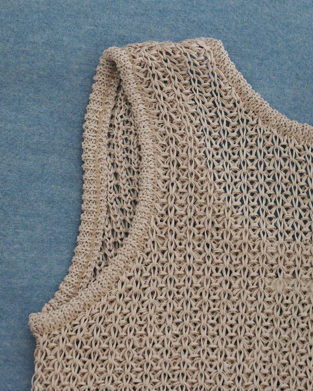Paperyarn Knit Vest Paperyarn Knit Vest,ペーパーヤーン ニット ベスト,62710510,トップス,ベスト,ニットベスト,ニット,タンク,タンクトップ,ノースリーブ,ノースリ,ànuke,アンヌーク,lifes,ライフズ,27ss