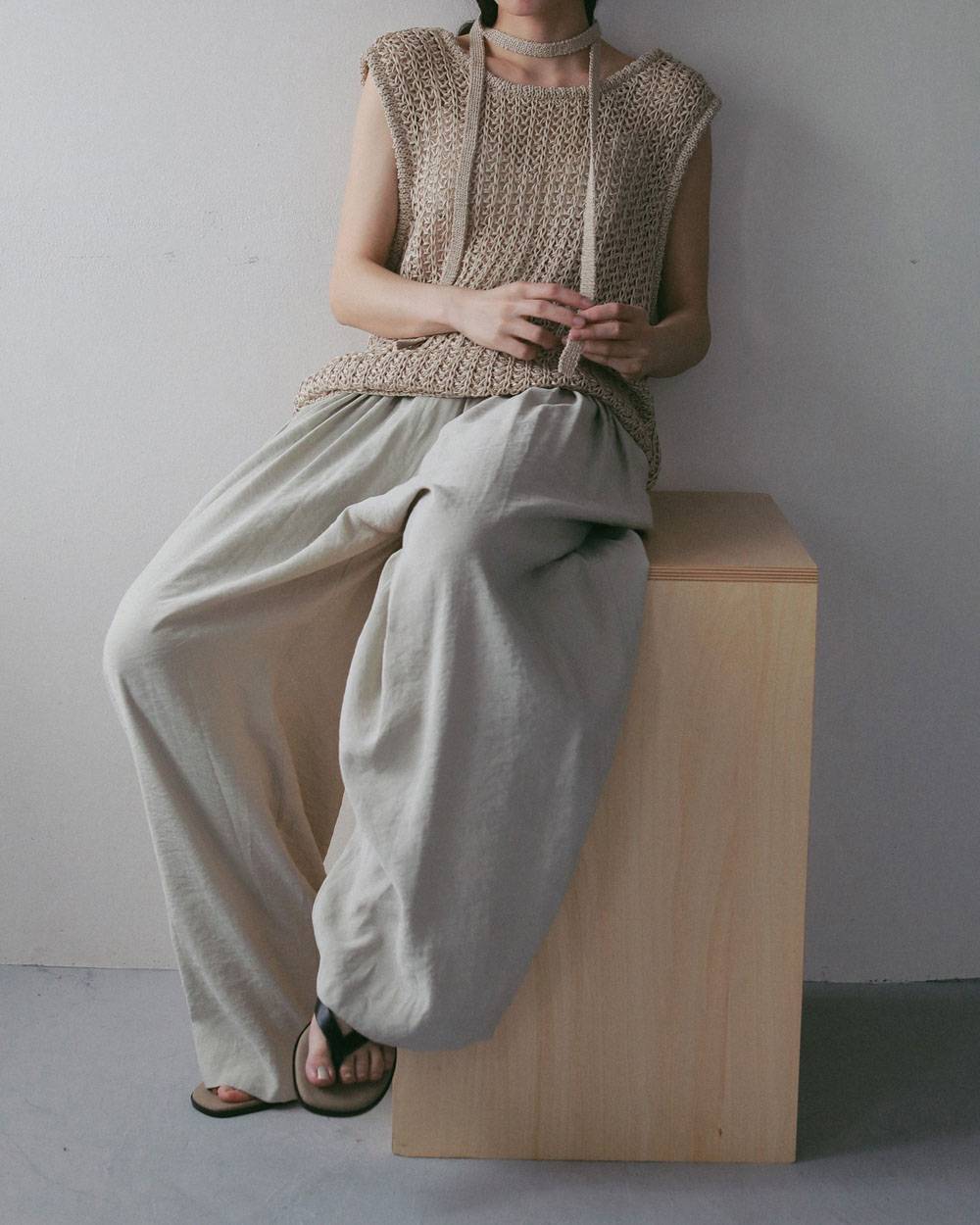 Paperyarn Knit Vest Paperyarn Knit Vest,ペーパーヤーン ニット ベスト,62710510,トップス,ベスト,ニットベスト,ニット,タンク,タンクトップ,ノースリーブ,ノースリ,ànuke,アンヌーク,lifes,ライフズ,27ss