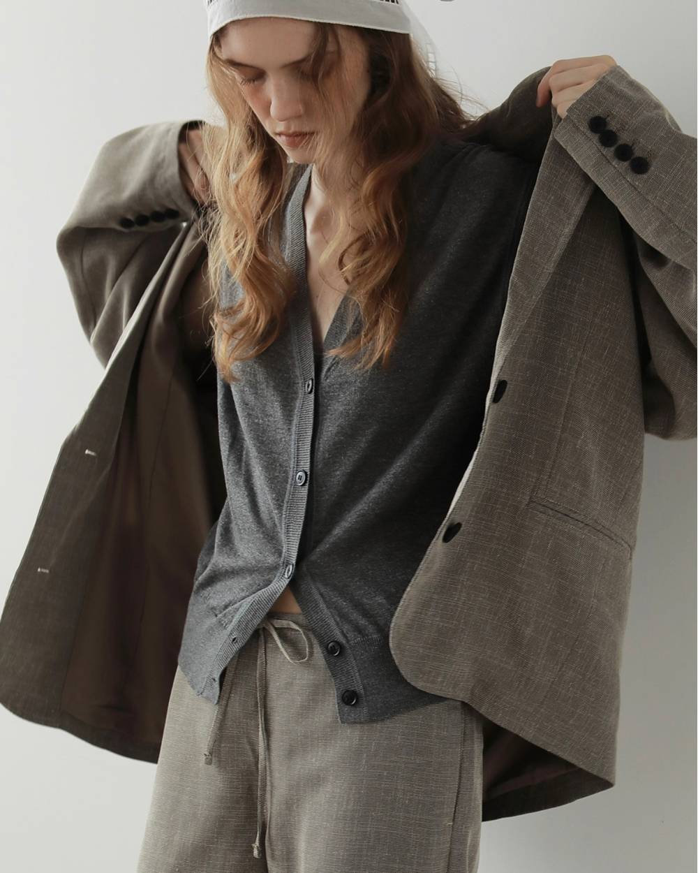 Vneck Botton Vest Vneck Botton Vest,Vネック ボタン ベスト,62710521,ベスト,ニットベスト,トップス,ànuke,アンヌーク,lifes,ライフズ,27ss