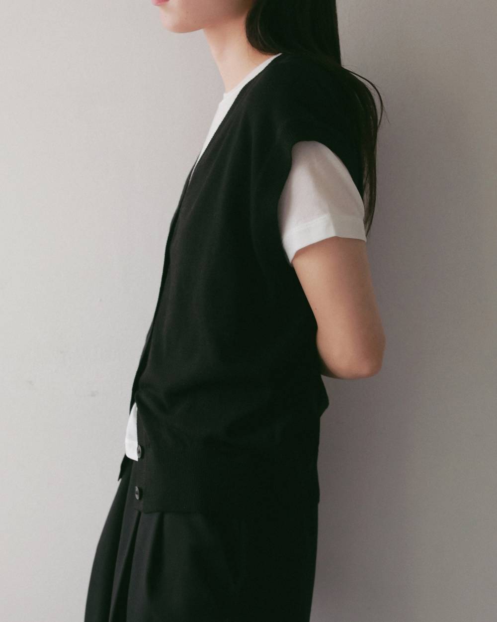 Vneck Botton Vest Vneck Botton Vest,Vネック ボタン ベスト,62710521,ベスト,ニットベスト,トップス,ànuke,アンヌーク,lifes,ライフズ,27ss