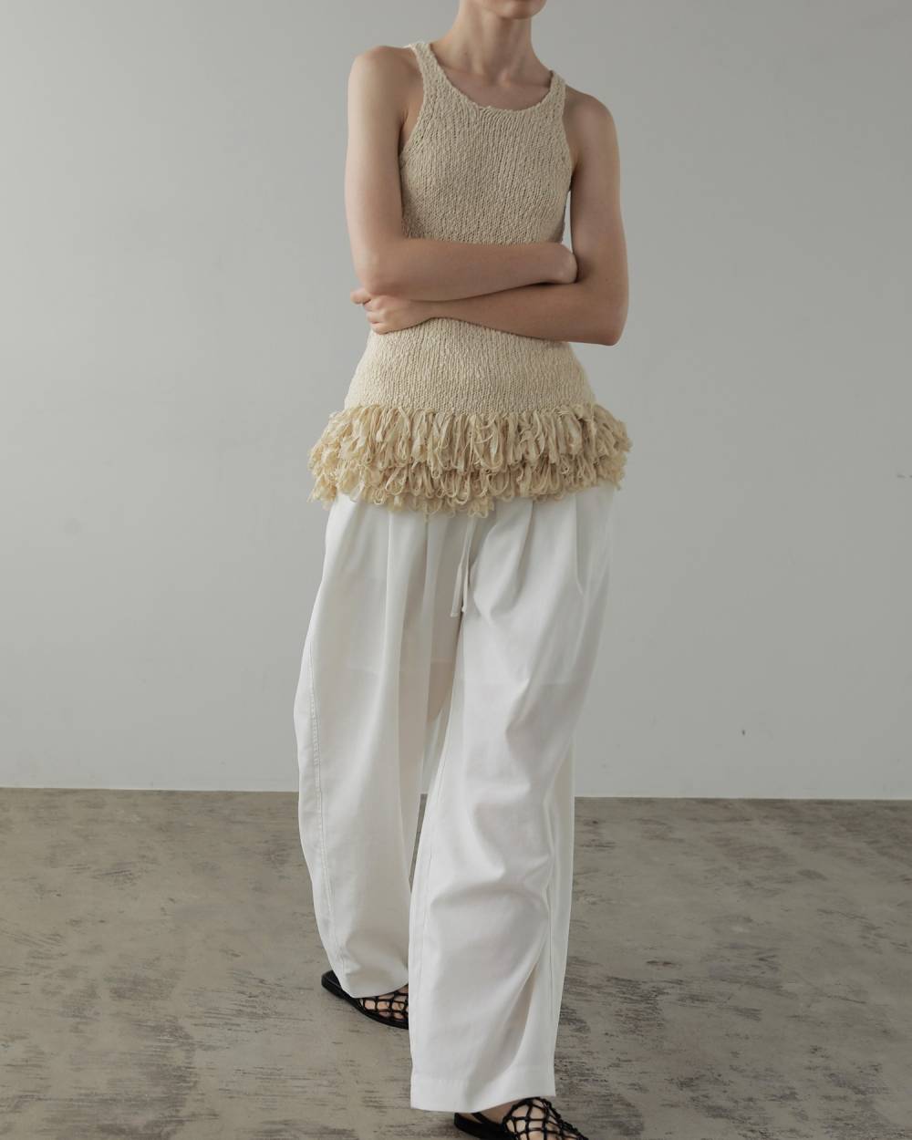 Americansleeve Fringe Tops Americansleeve Fringe Tops,アメリカンスリーブ フリンジ トップス,62710526,トップス,ニット,ニットトップス,ノースリーブ,ノースリ,タンク,タンクトップ,ànuke,アンヌーク,lifes,ライフズ,27ss
