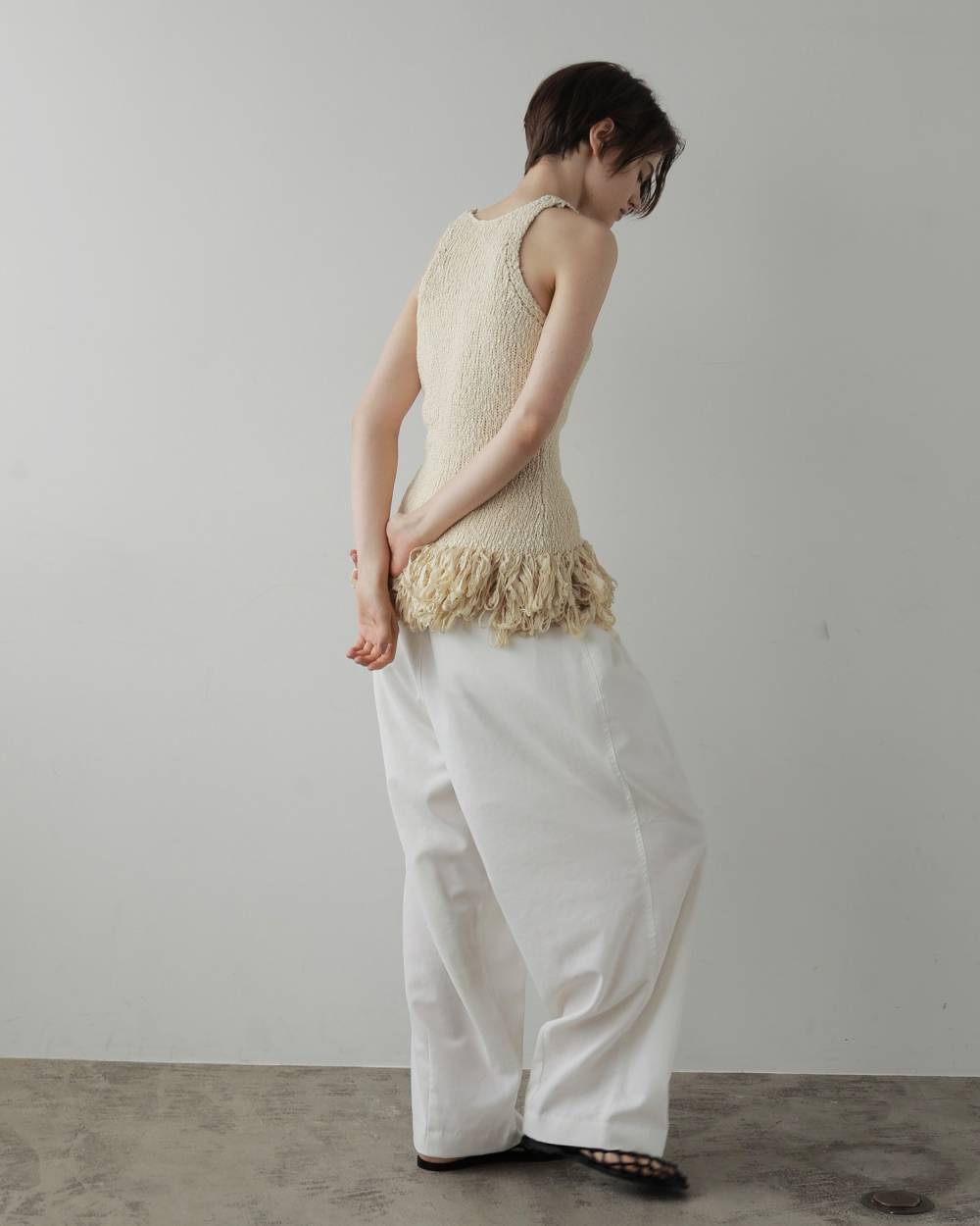 Americansleeve Fringe Tops Americansleeve Fringe Tops,アメリカンスリーブ フリンジ トップス,62710526,トップス,ニット,ニットトップス,ノースリーブ,ノースリ,タンク,タンクトップ,ànuke,アンヌーク,lifes,ライフズ,27ss