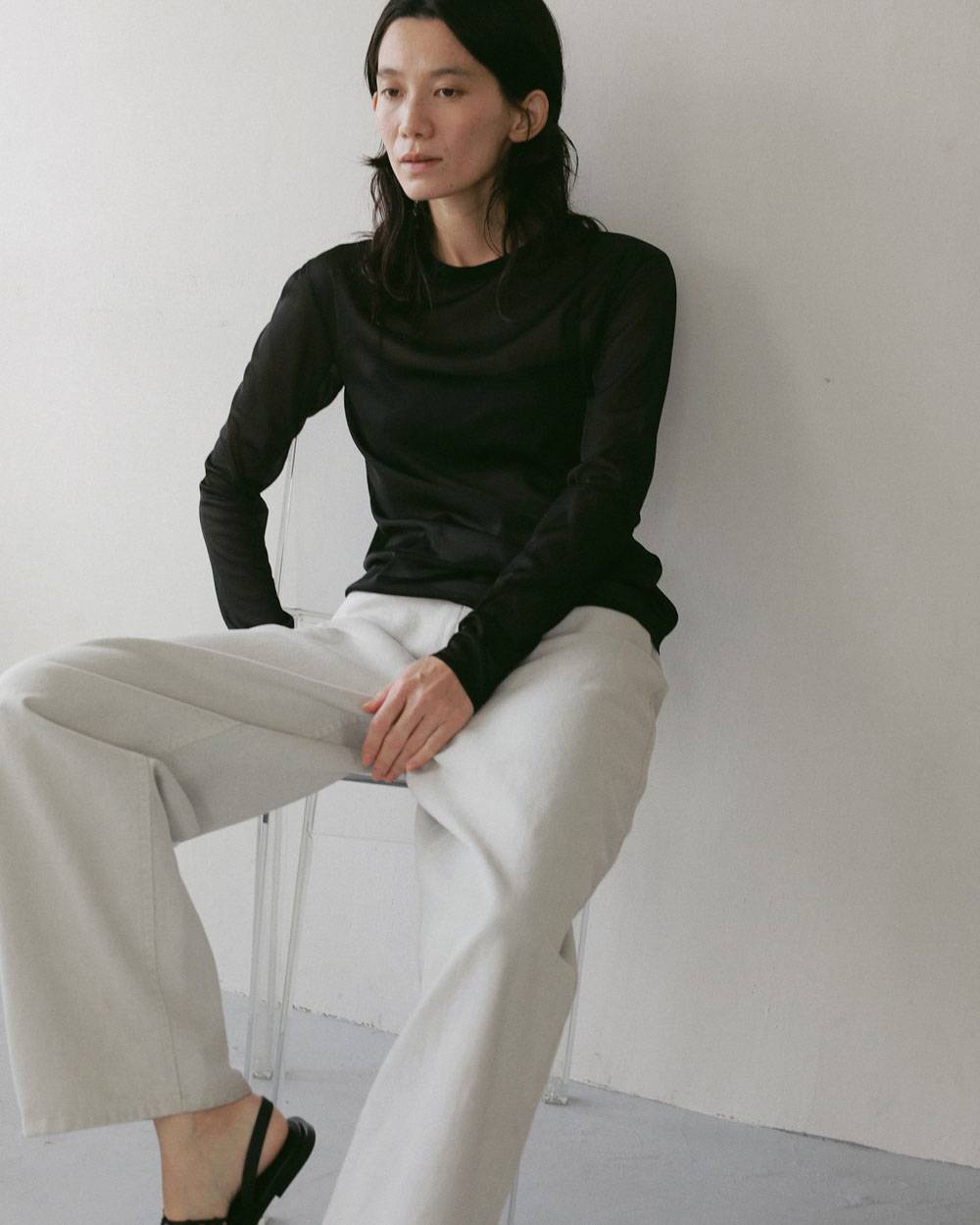 Slit Chiffon Tops Slit Chiffon Tops,スリット シフォン トップス,62710606,トップス,シアートップス,透け感,シアー,ànuke,アンヌーク,lifes,ライフズ,27ss
