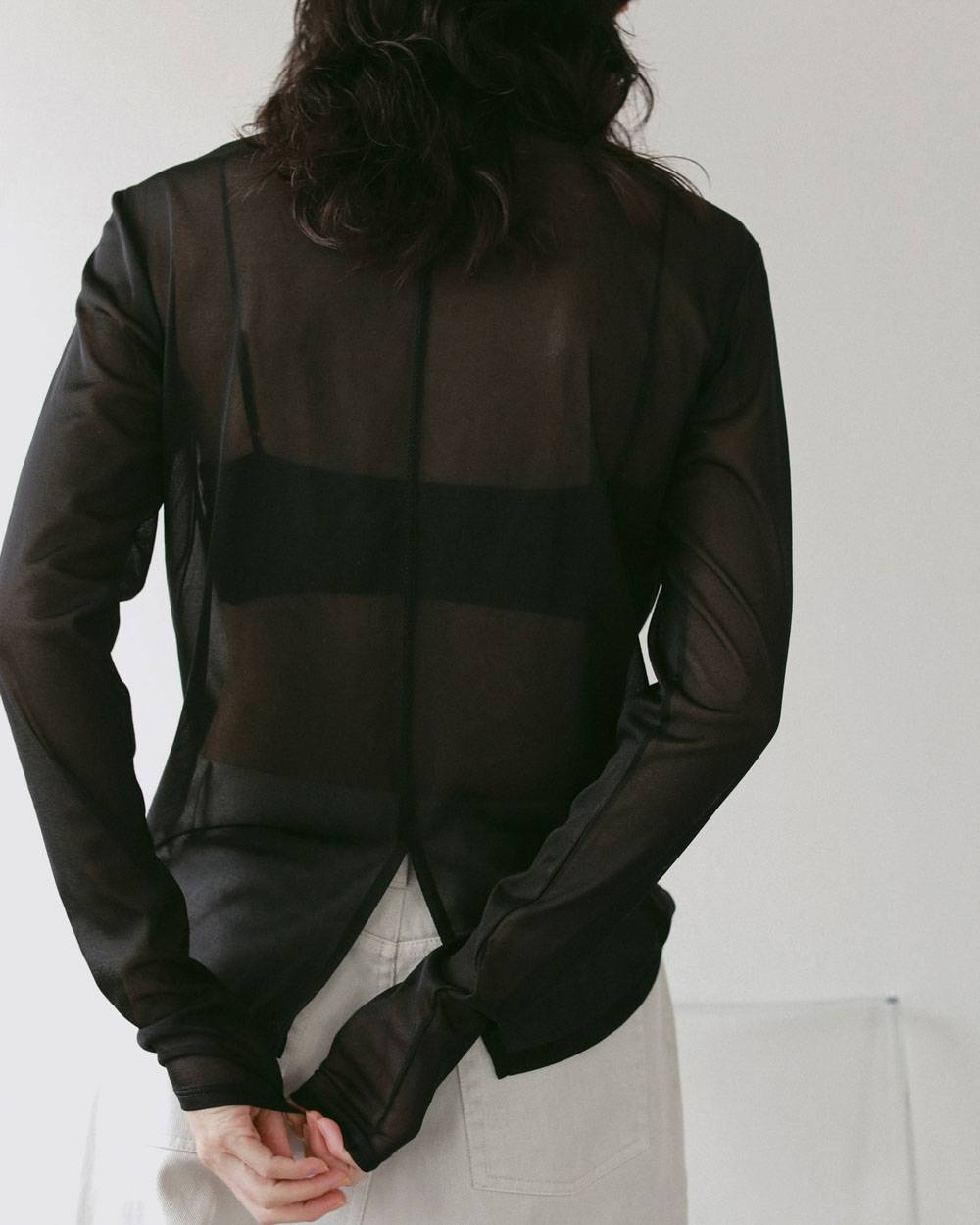Slit Chiffon Tops Slit Chiffon Tops,スリット シフォン トップス,62710606,トップス,シアートップス,透け感,シアー,ànuke,アンヌーク,lifes,ライフズ,27ss