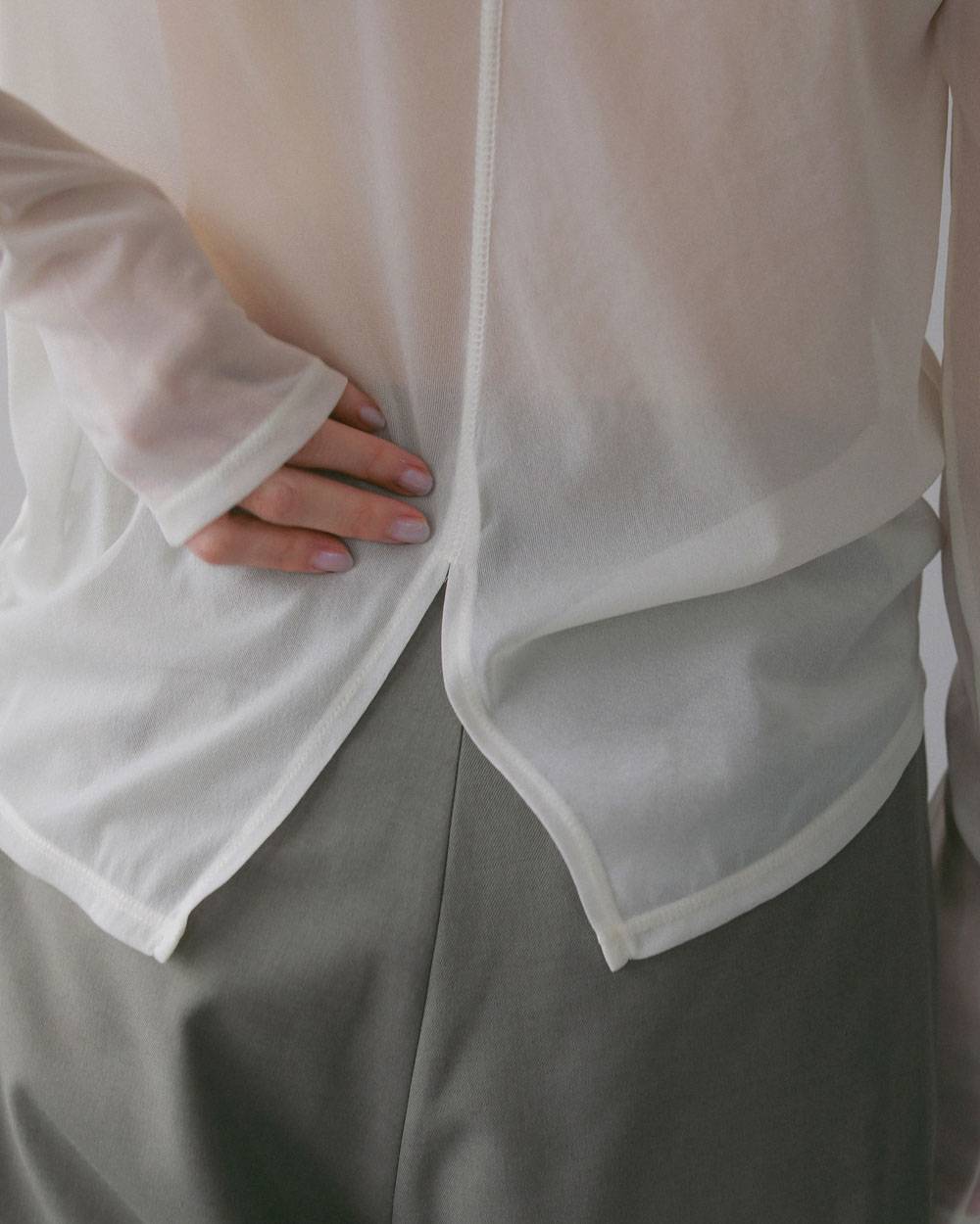 Slit Chiffon Tops Slit Chiffon Tops,スリット シフォン トップス,62710606,トップス,シアートップス,透け感,シアー,ànuke,アンヌーク,lifes,ライフズ,27ss