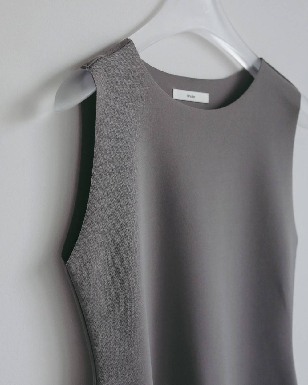 Sleeveless Georgette Tanktop Sleeveless Georgette Tanktop,スリーブレス ジョーゼット タンクトップ,62710621,トップス,タンクトップ,タンク,ノースリーブ,ノースリ,ànuke,アンヌーク,lifes,ライフズ,27ss
