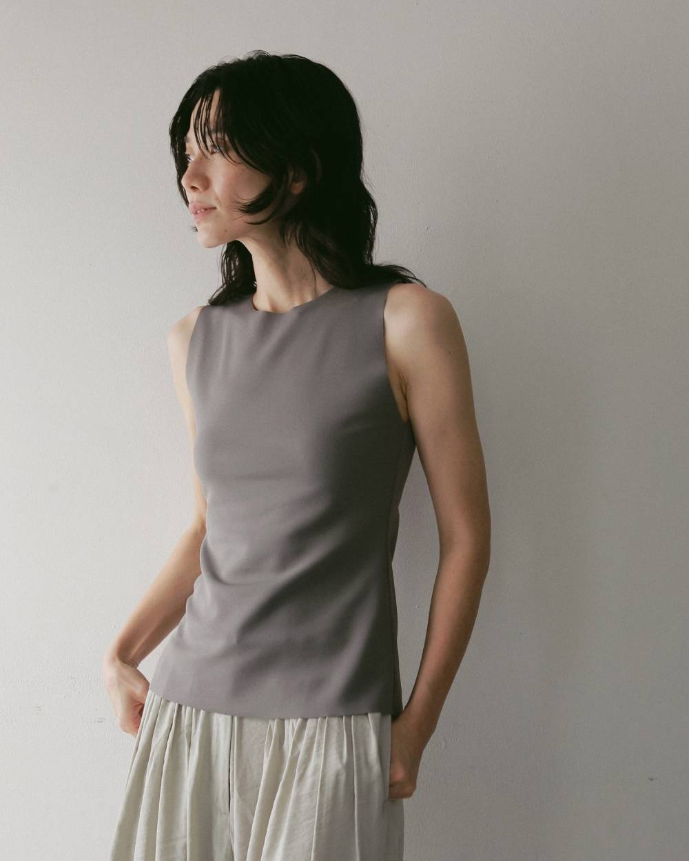 Sleeveless Georgette Tanktop Sleeveless Georgette Tanktop,スリーブレス ジョーゼット タンクトップ,62710621,トップス,タンクトップ,タンク,ノースリーブ,ノースリ,ànuke,アンヌーク,lifes,ライフズ,27ss
