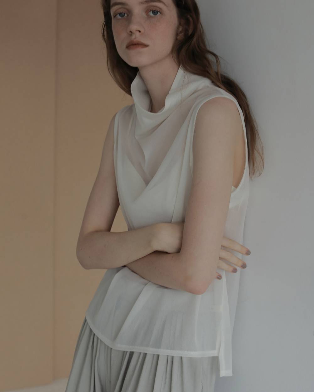 Sleeveless Chiffon Tops Sleeveless Chiffon Tops,スリーブレス シフォン トップス,62710624,トップス,ノースリーブ,シフォントップス,ハイネック,ànuke,アンヌーク,lifes,ライフズ,27ss