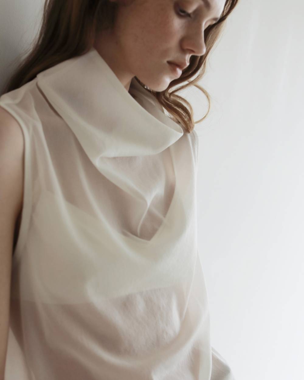 Sleeveless Chiffon Tops Sleeveless Chiffon Tops,スリーブレス シフォン トップス,62710624,トップス,ノースリーブ,シフォントップス,ハイネック,ànuke,アンヌーク,lifes,ライフズ,27ss