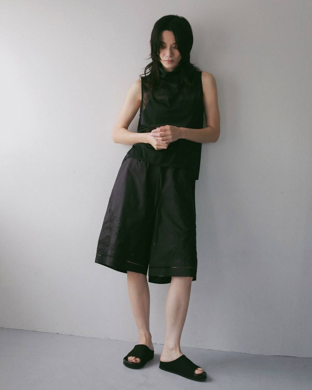 Sleeveless Chiffon Tops Sleeveless Chiffon Tops,スリーブレス シフォン トップス,62710624,トップス,ノースリーブ,シフォントップス,ハイネック,ànuke,アンヌーク,lifes,ライフズ,27ss