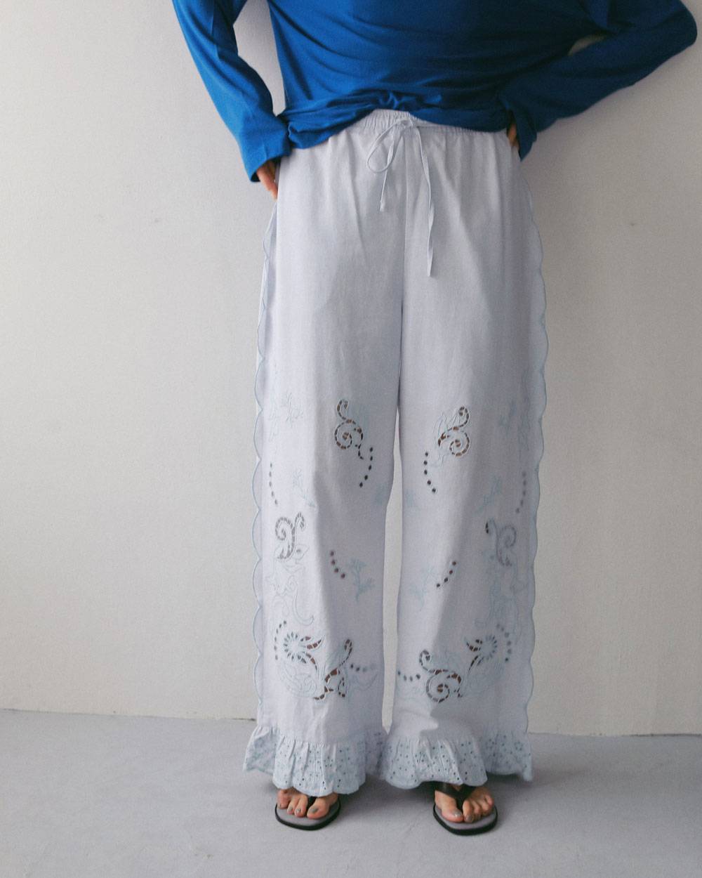 Cutwork Lace Pants Cutwork Lace Pants,カットワーク レース パンツ,62710707,ボトム,パンツ,インド製,レース,刺繍,ワイドパンツ,ànuke,アンヌーク,lifes,ライフズ,27ss