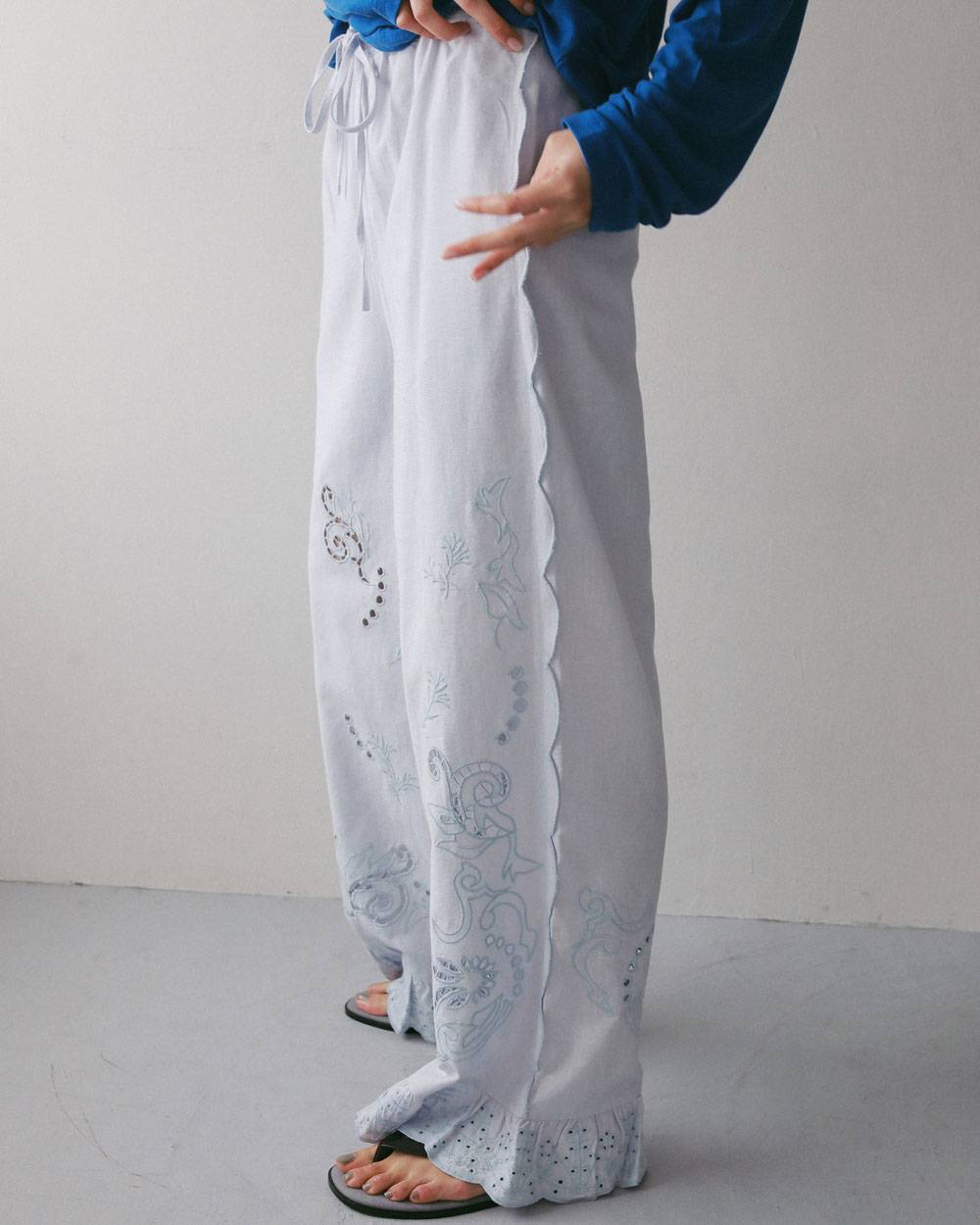 Cutwork Lace Pants Cutwork Lace Pants,カットワーク レース パンツ,62710707,ボトム,パンツ,インド製,レース,刺繍,ワイドパンツ,ànuke,アンヌーク,lifes,ライフズ,27ss