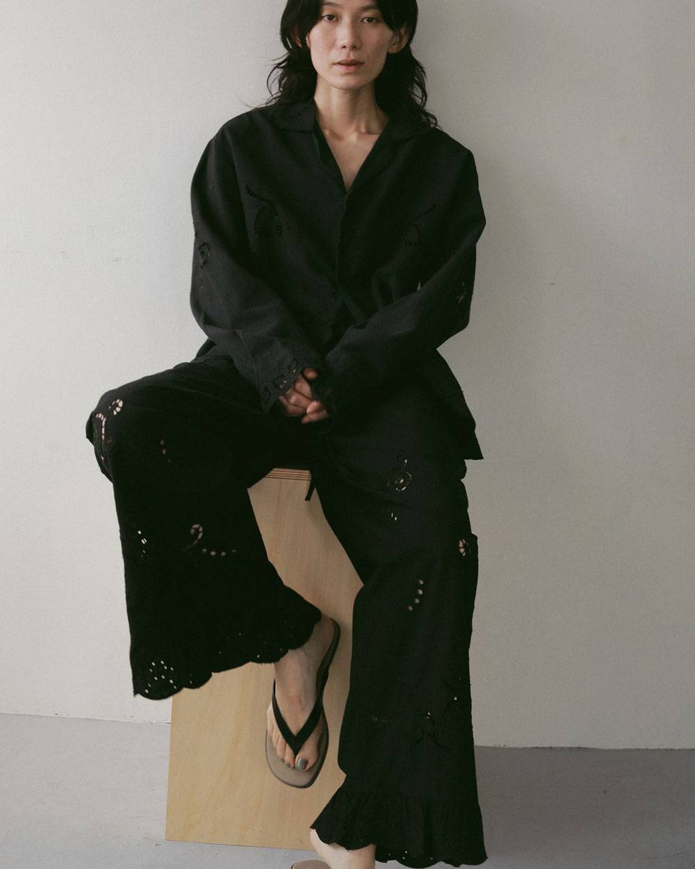 Cutwork Lace Pants Cutwork Lace Pants,カットワーク レース パンツ,62710707,ボトム,パンツ,インド製,レース,刺繍,ワイドパンツ,ànuke,アンヌーク,lifes,ライフズ,27ss