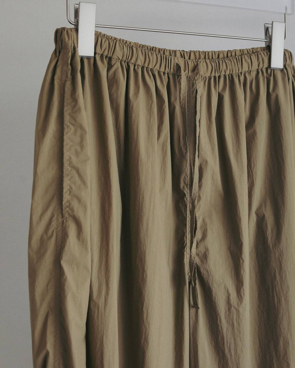 Sheer Nylon Pants Sheer Nylon Pants,シアー ナイロン パンツ,62710708,ボトム,パンツ,ナイロン素材,ànuke,アンヌーク,lifes,ライフズ,27ss