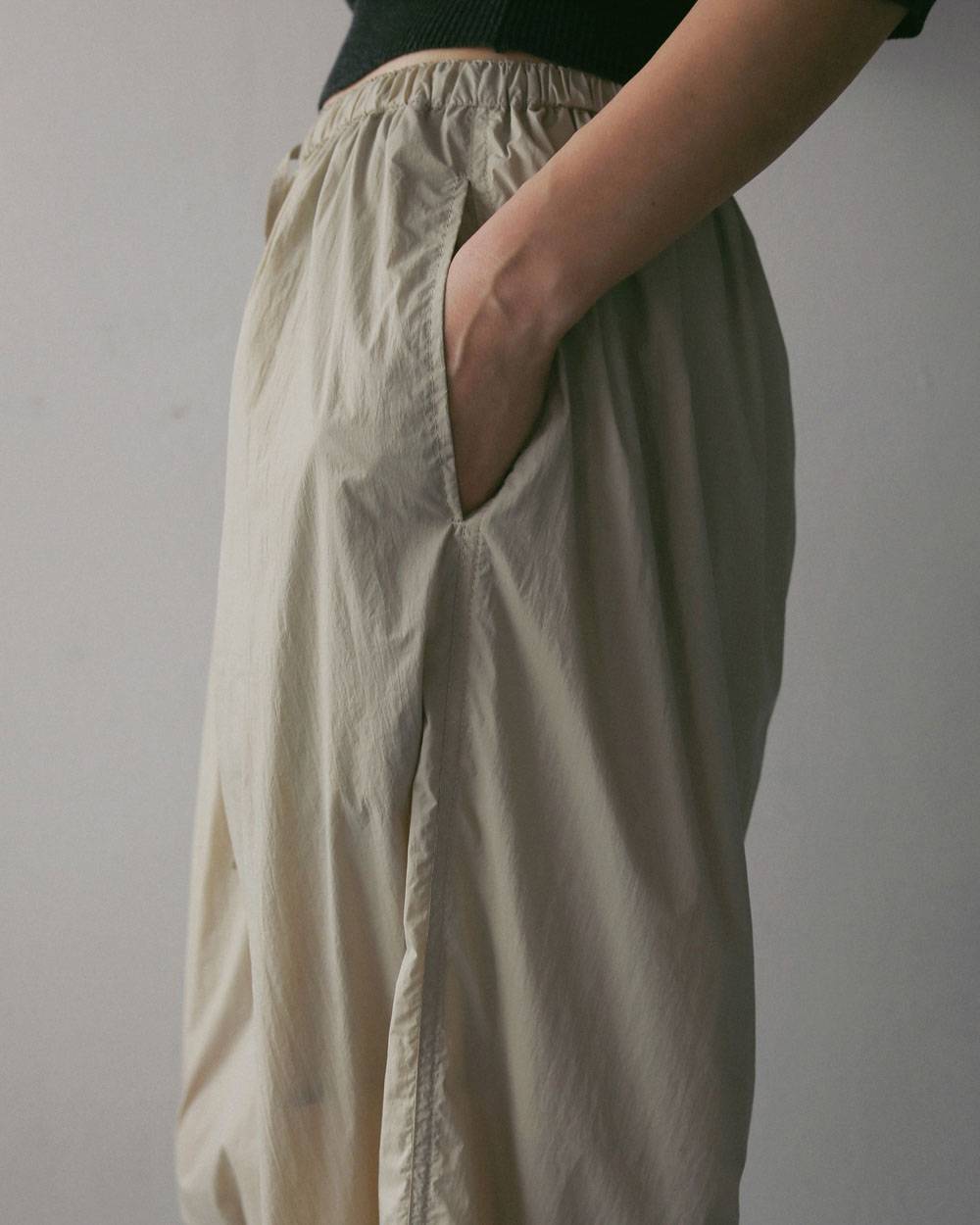 Sheer Nylon Pants Sheer Nylon Pants,シアー ナイロン パンツ,62710708,ボトム,パンツ,ナイロン素材,ànuke,アンヌーク,lifes,ライフズ,27ss