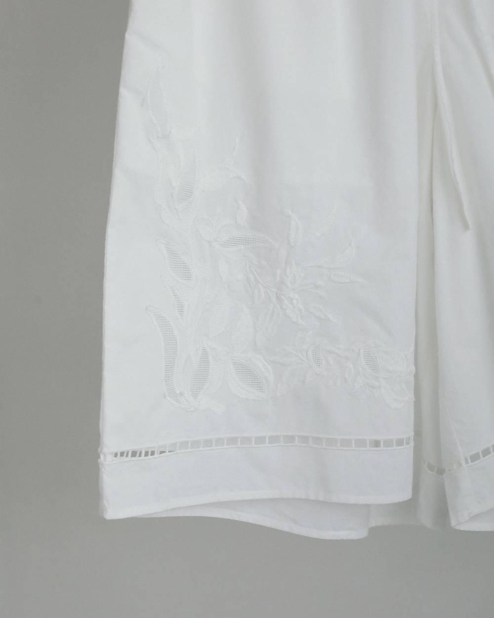 Embroidery Half Pants Embroidery Half Pants,エンブロイダリー ハーフ パンツ,62710715,ボトム,パンツ,ハーフパンツ,半パン,短パン,ショートパンツ,インド製,刺繍,ànuke,アンヌーク,lifes,ライフズ,27ss
