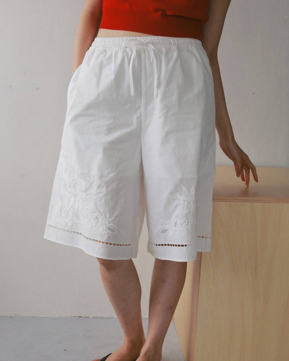 Embroidery Half Pants Embroidery Half Pants,エンブロイダリー ハーフ パンツ,62710715,ボトム,パンツ,ハーフパンツ,半パン,短パン,ショートパンツ,インド製,刺繍,ànuke,アンヌーク,lifes,ライフズ,27ss