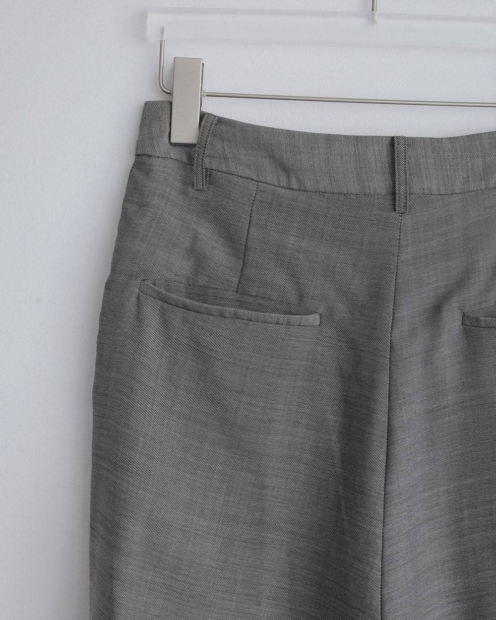 Woolchambray Tuck Pants Woolchambray Tuck Pants,ウールシャンブレー タック パンツ,62710717,ボトム,パンツ,ワイドパンツ,ウール,ànuke,アンヌーク,lifes,ライフズ,27ss